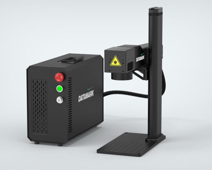 Fiber laser marking machine for metal parts engraving